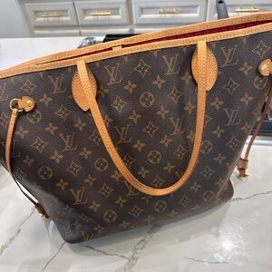 Authentic NEverfull LV
